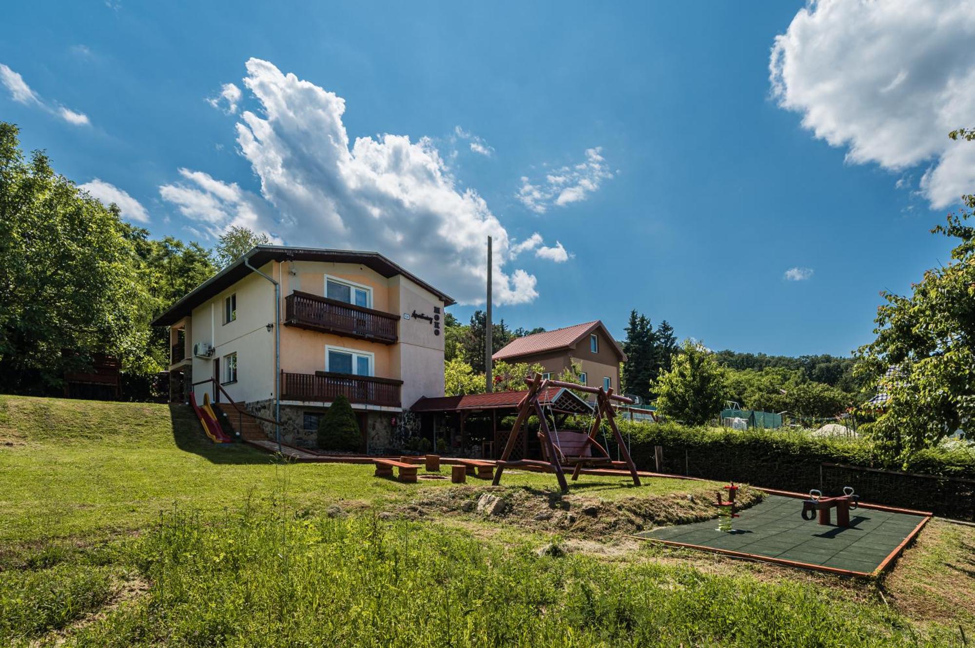 Moko Apartment Podhajska