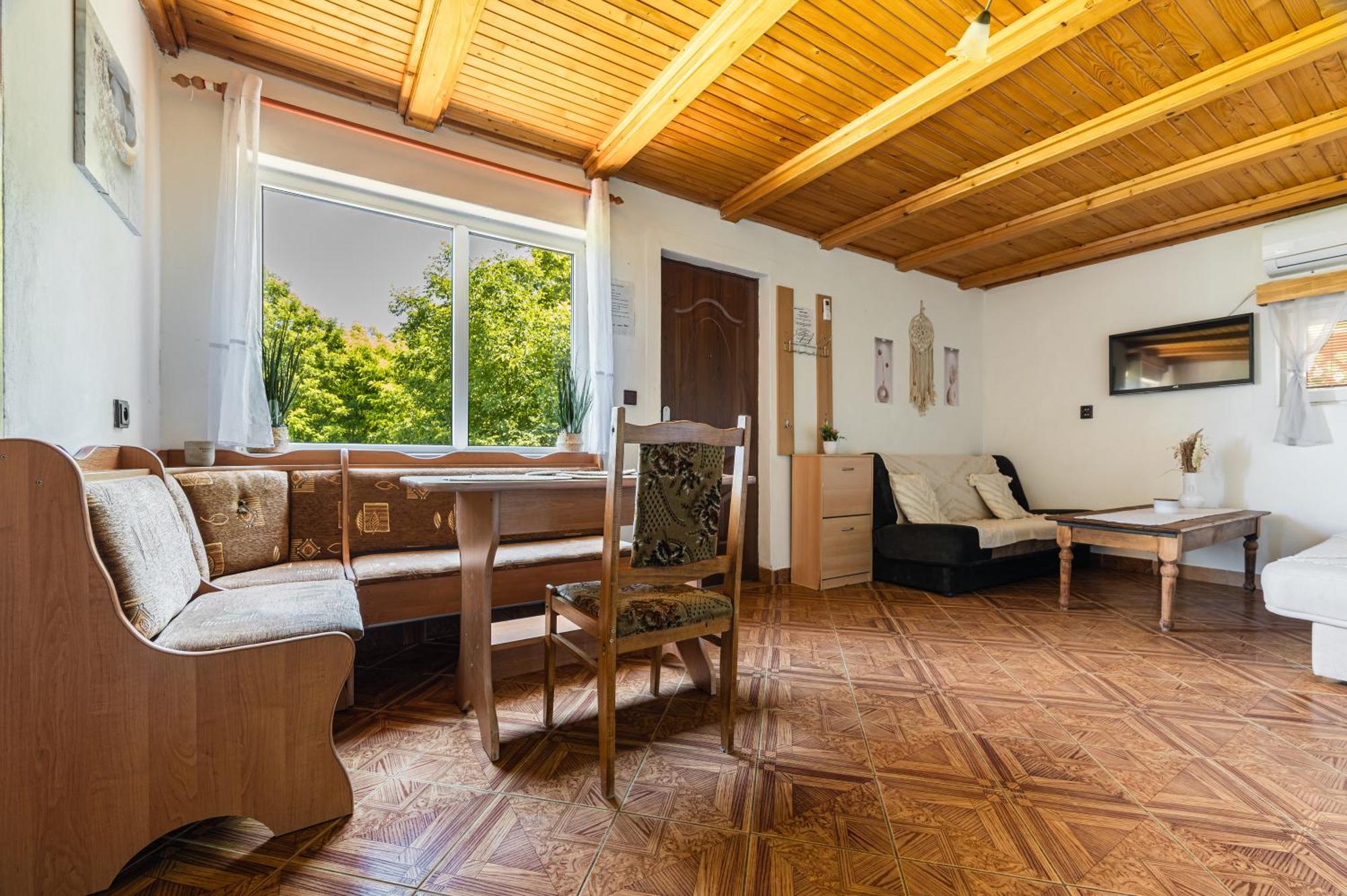Moko Apartment Podhajska